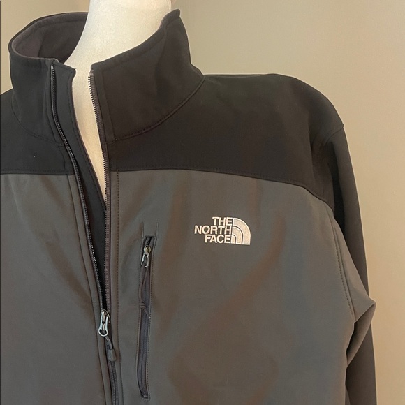 The North Face Men's Gray and Black Performance Jacket XL - Picture 2 of 16